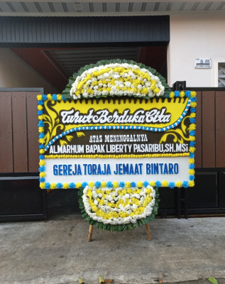 Papan Bunga Duka di Padurenan